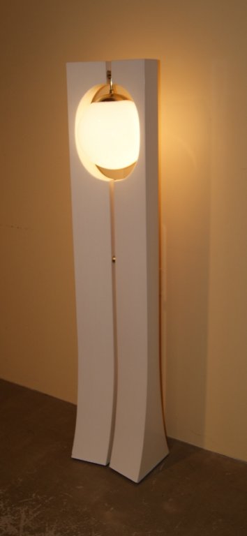 smodwhitefloorlamp.jpg