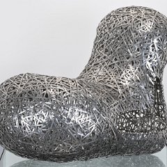 9169 Bannavis Andrew Sribyatta Tongue Chair